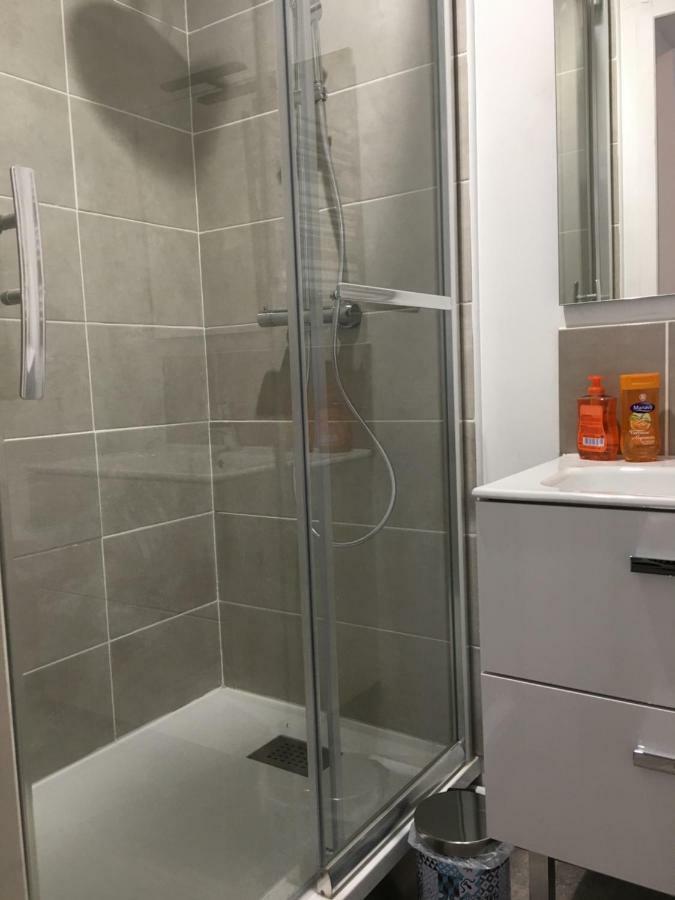 Appartement Neo - Sleep In Valenciennes Eksteriør bilde